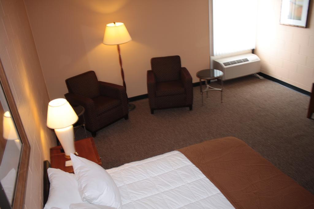 Sunlac Inn Lakota Zewnętrze zdjęcie